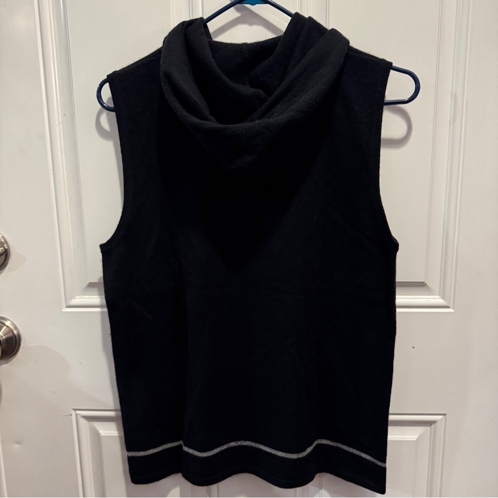 RARE Neiman Marcus Cashmere Black Hooded Zippered Vest 100% Cashmere Size L - Picture 9 of 11